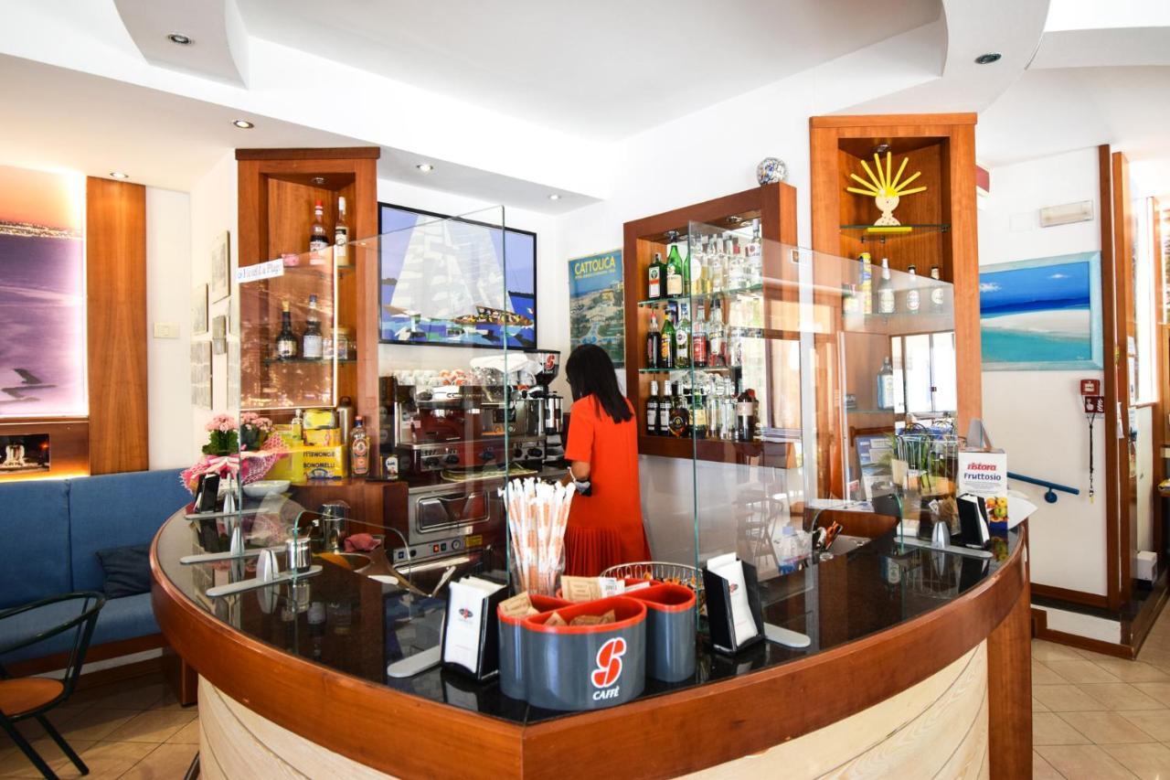 Hotel La Plage Католика Екстериор снимка