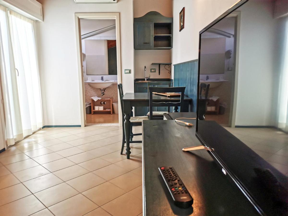 Hotel La Plage Католика Екстериор снимка